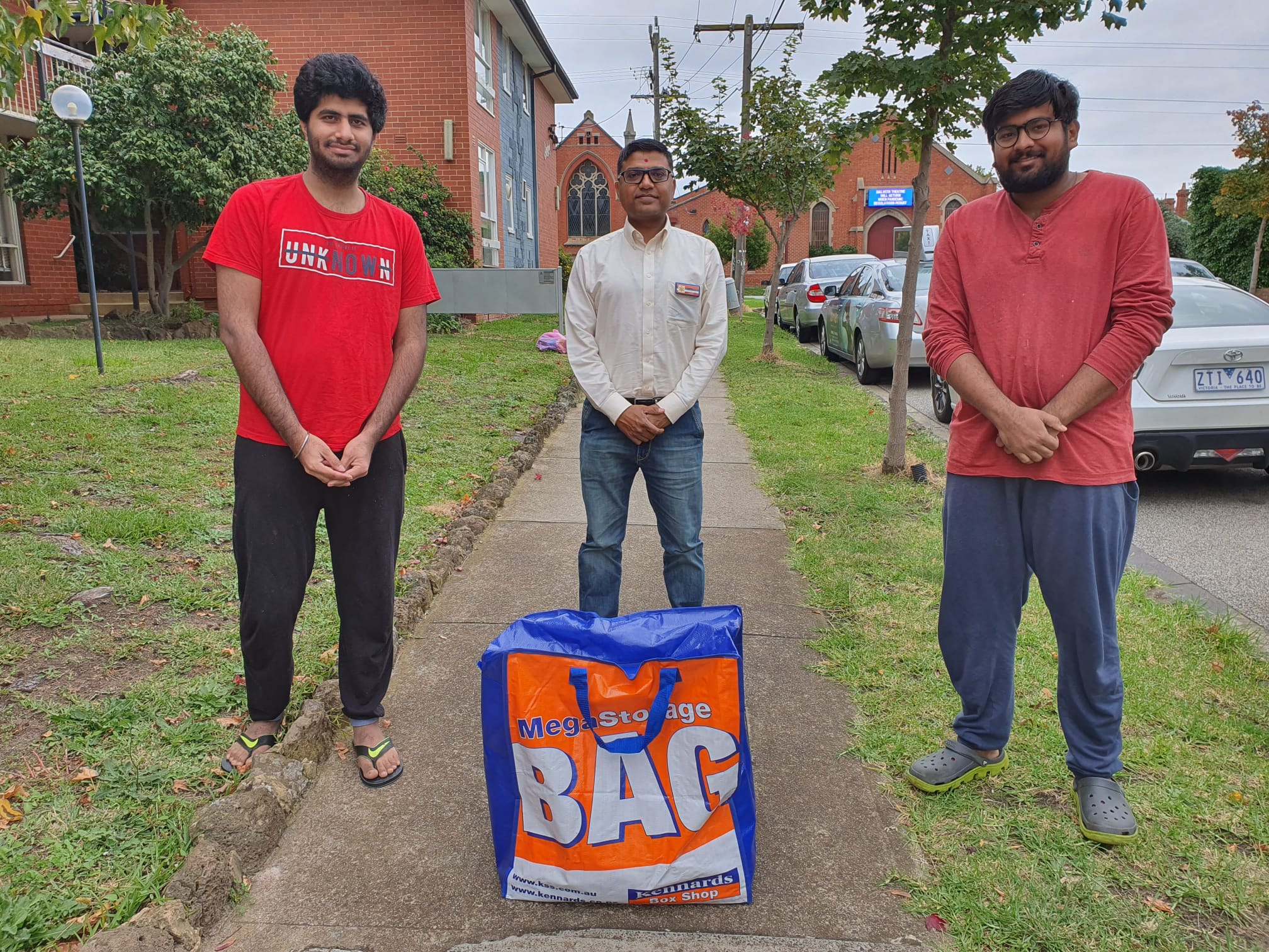 Hari Prabodham volunteers gathered during a community service activity
